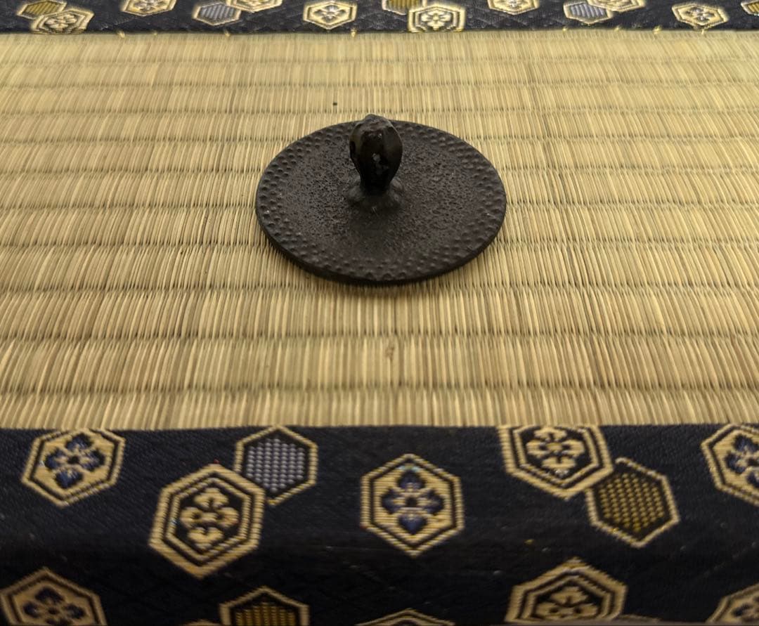 本番盛岡 薫山 南部鉄器 鉄瓶 南部型 霰 あられ 1.6リットル 新品未使用品