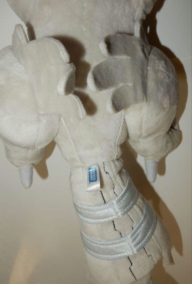 ポケットモンスター レシラム ぬいぐるみ 希少