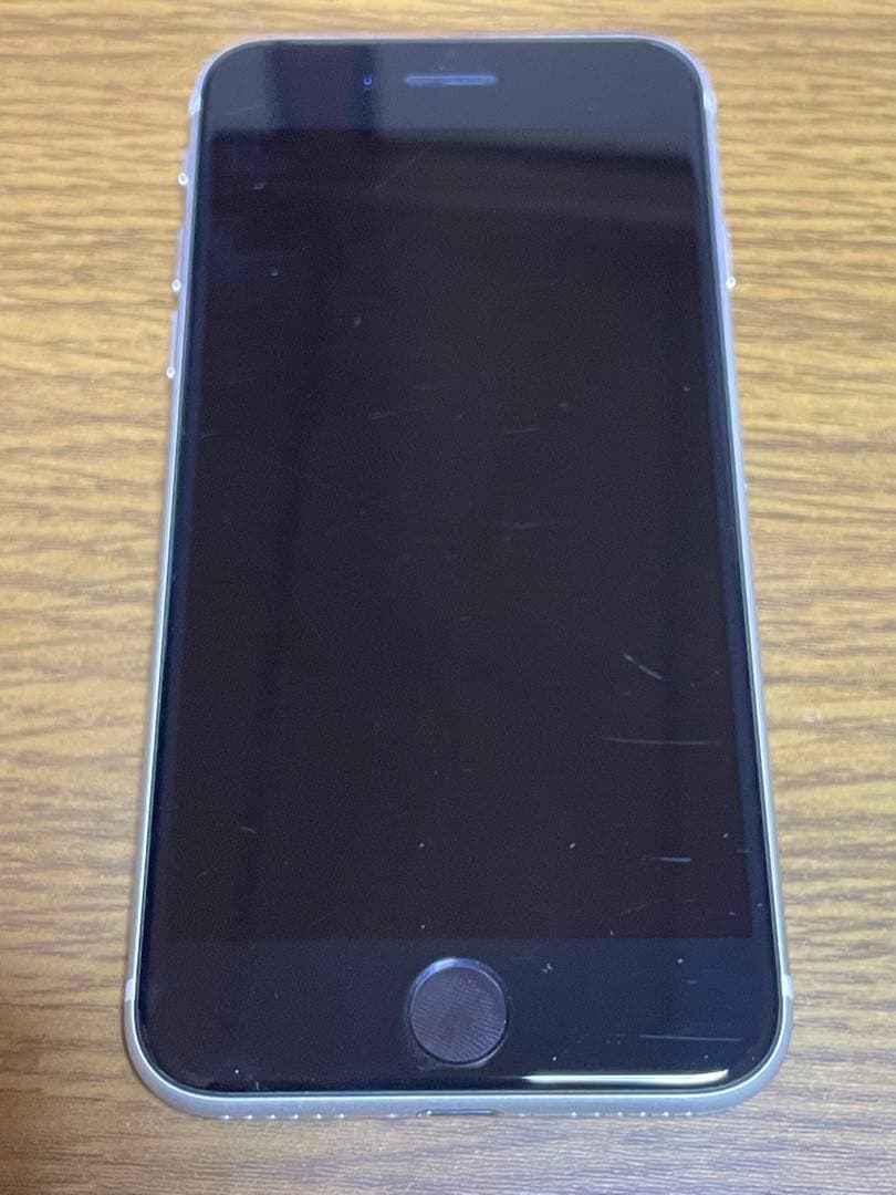 iPhone SE 第2世代 64GB 白SIMフリー 美品　バッテリー85%