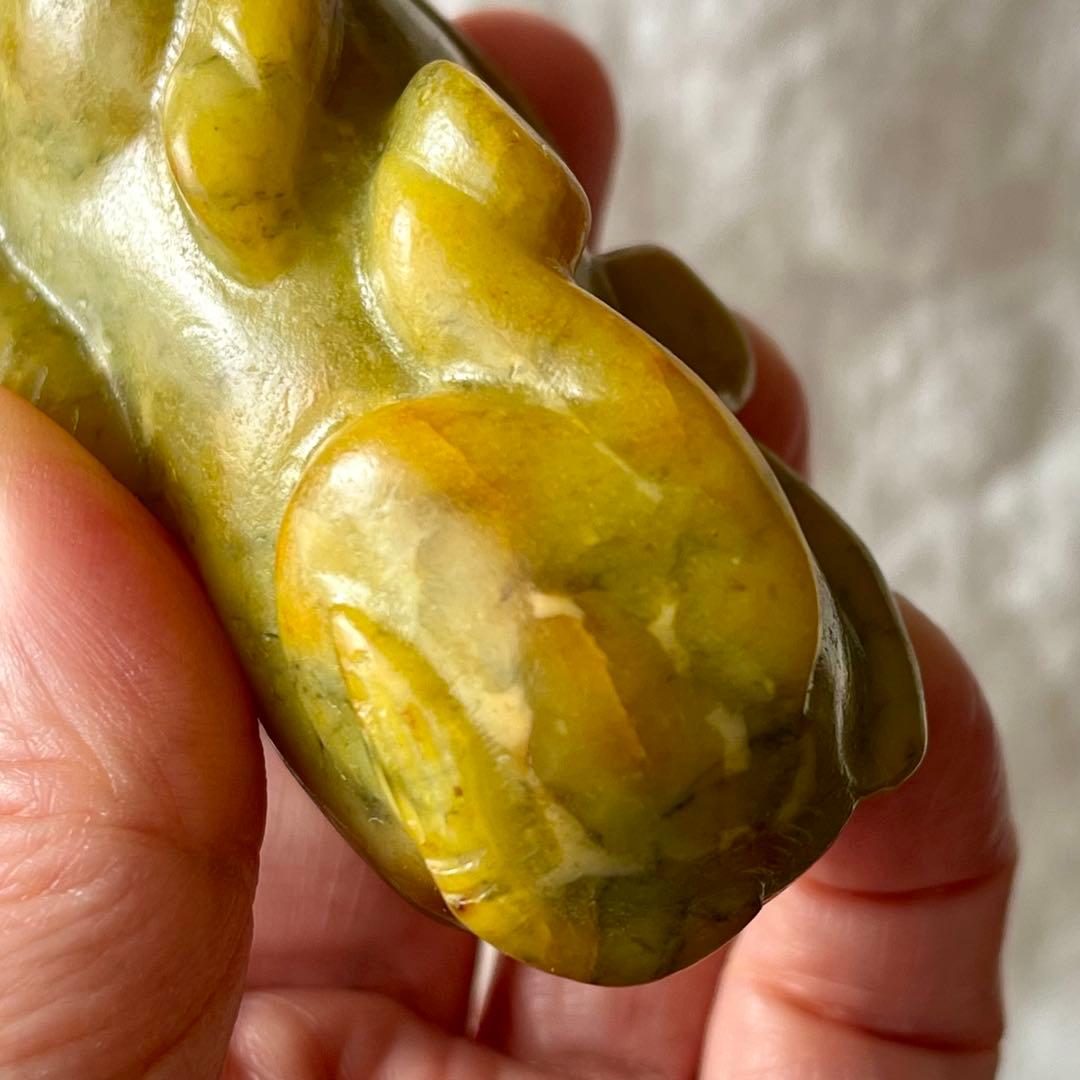 和田玉 黄玉 古翡翠 彫刻 羊 ジェイド ネフライト 軟玉 アンティーク