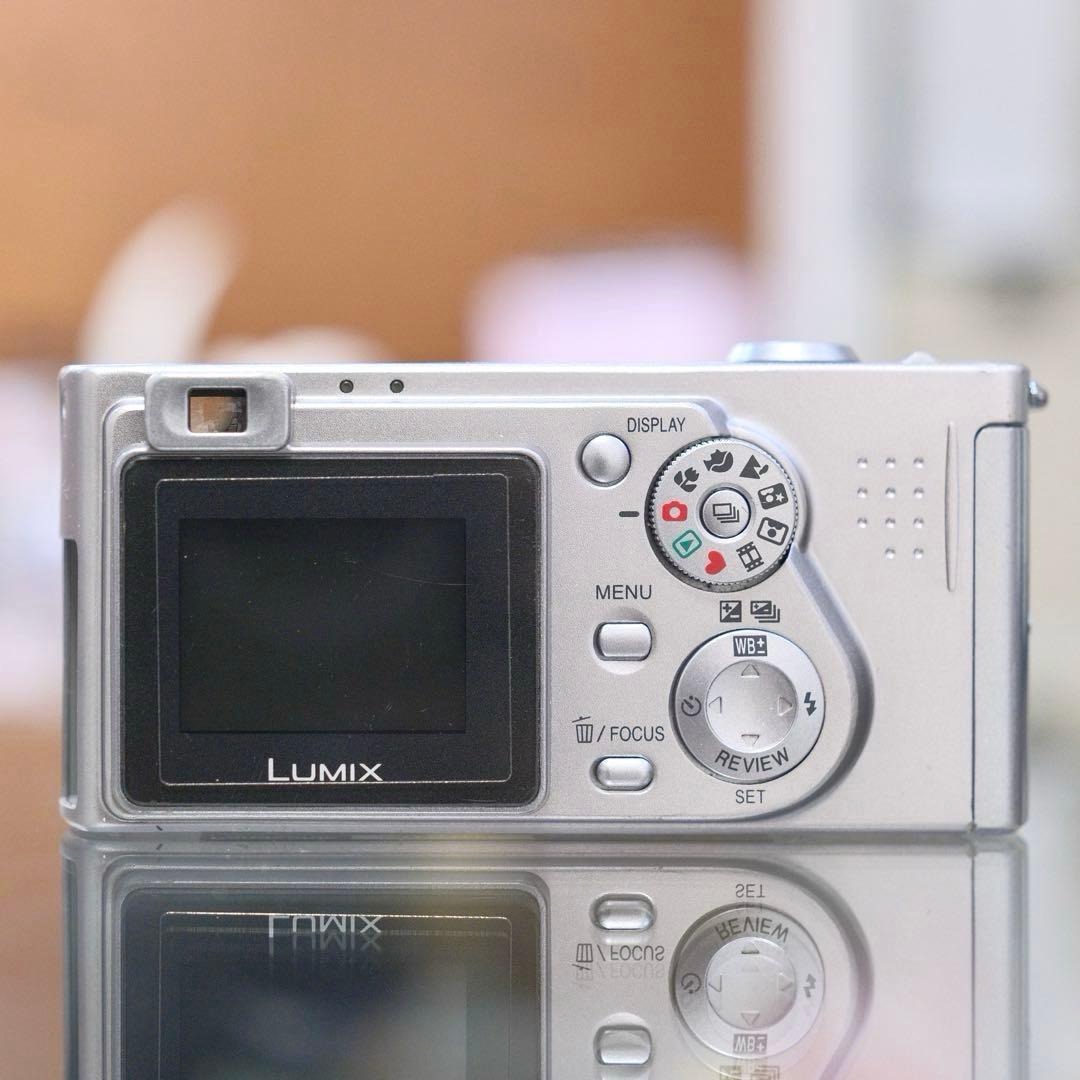 動作品 Y2K 平成レトロ CCD Panasonic DMC-FX5