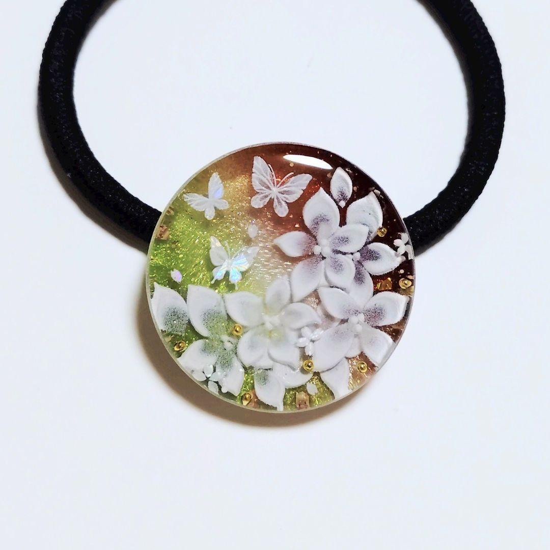 No.407　レジン ヘアゴム キーホルダー ピンバッジ 蝶花柄