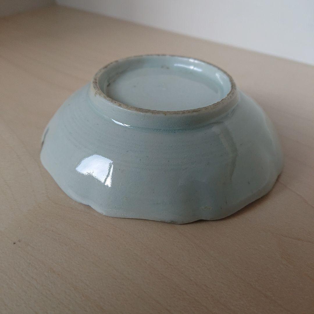 切込焼　輪花皿　染付山水図