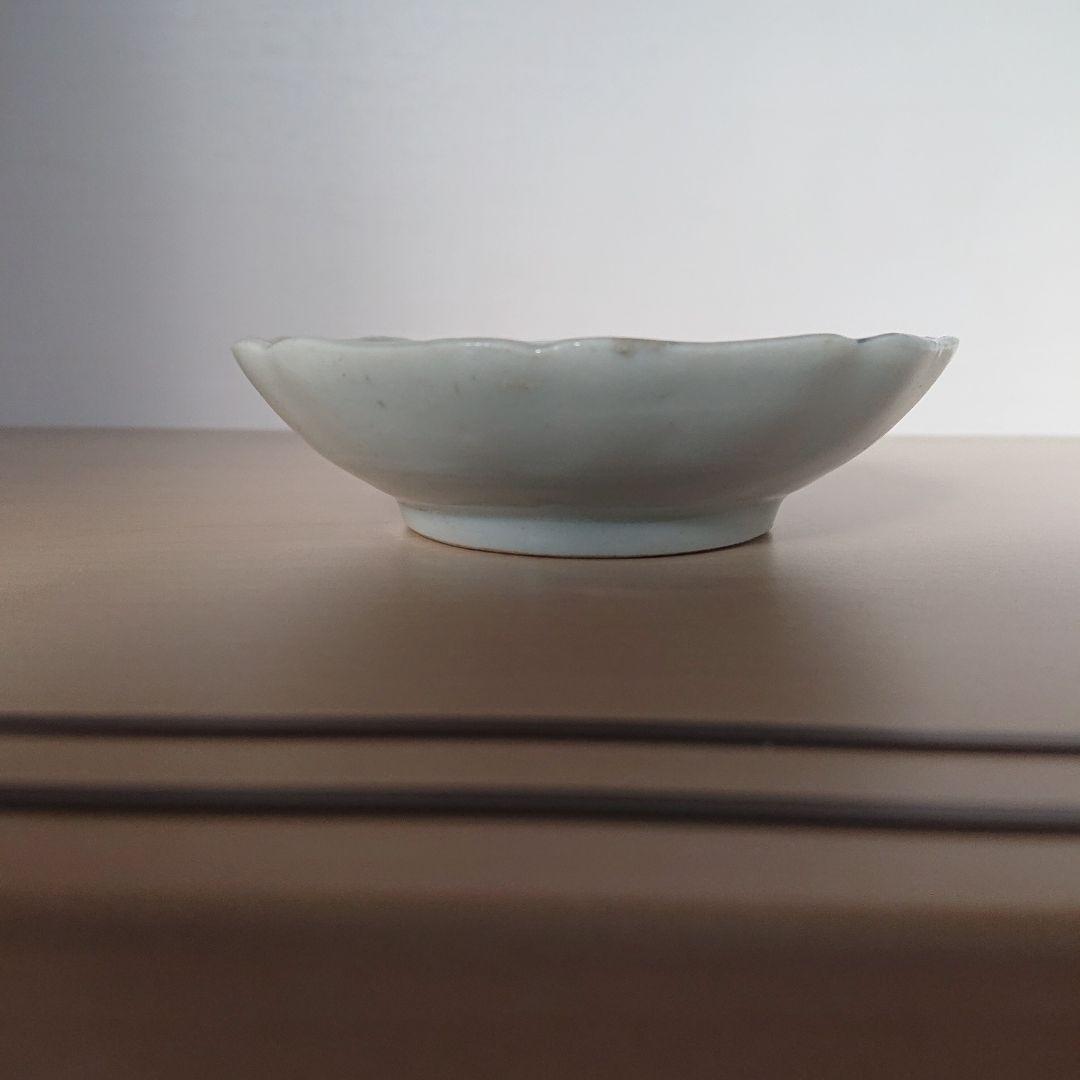 切込焼　輪花皿　染付山水図