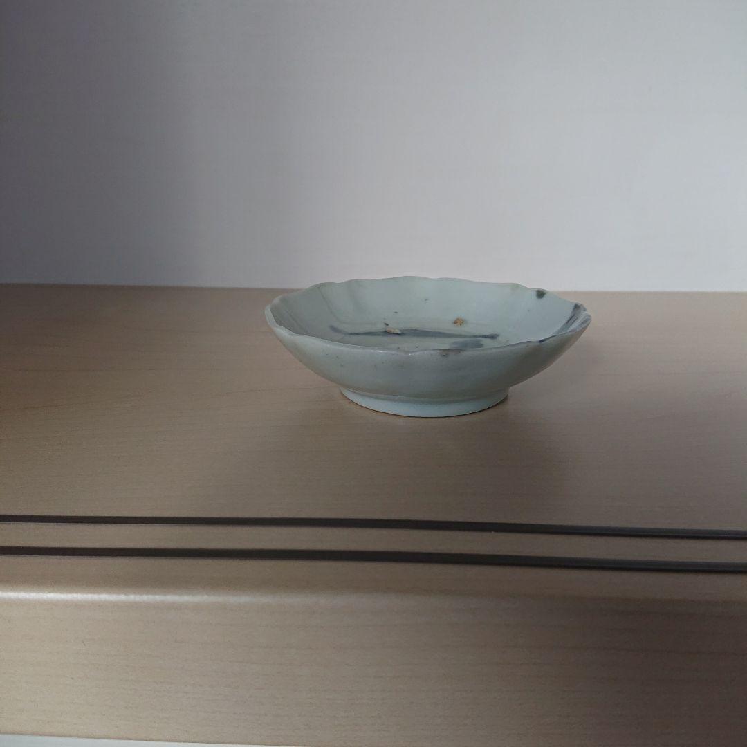 切込焼　輪花皿　染付山水図