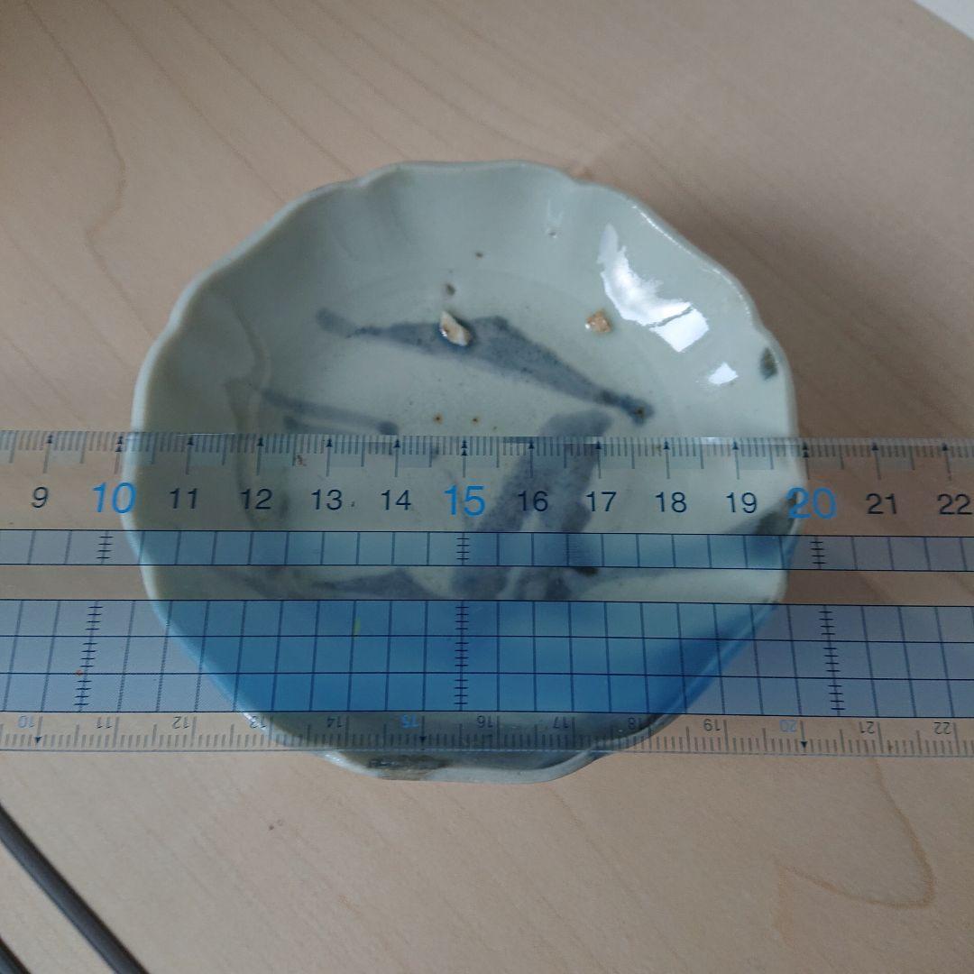 切込焼　輪花皿　染付山水図