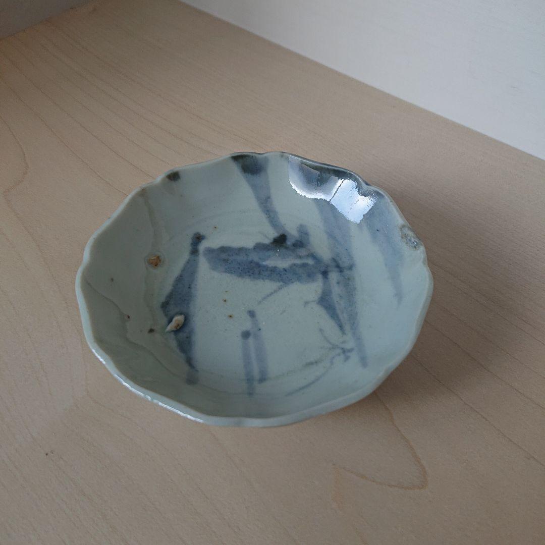 切込焼　輪花皿　染付山水図