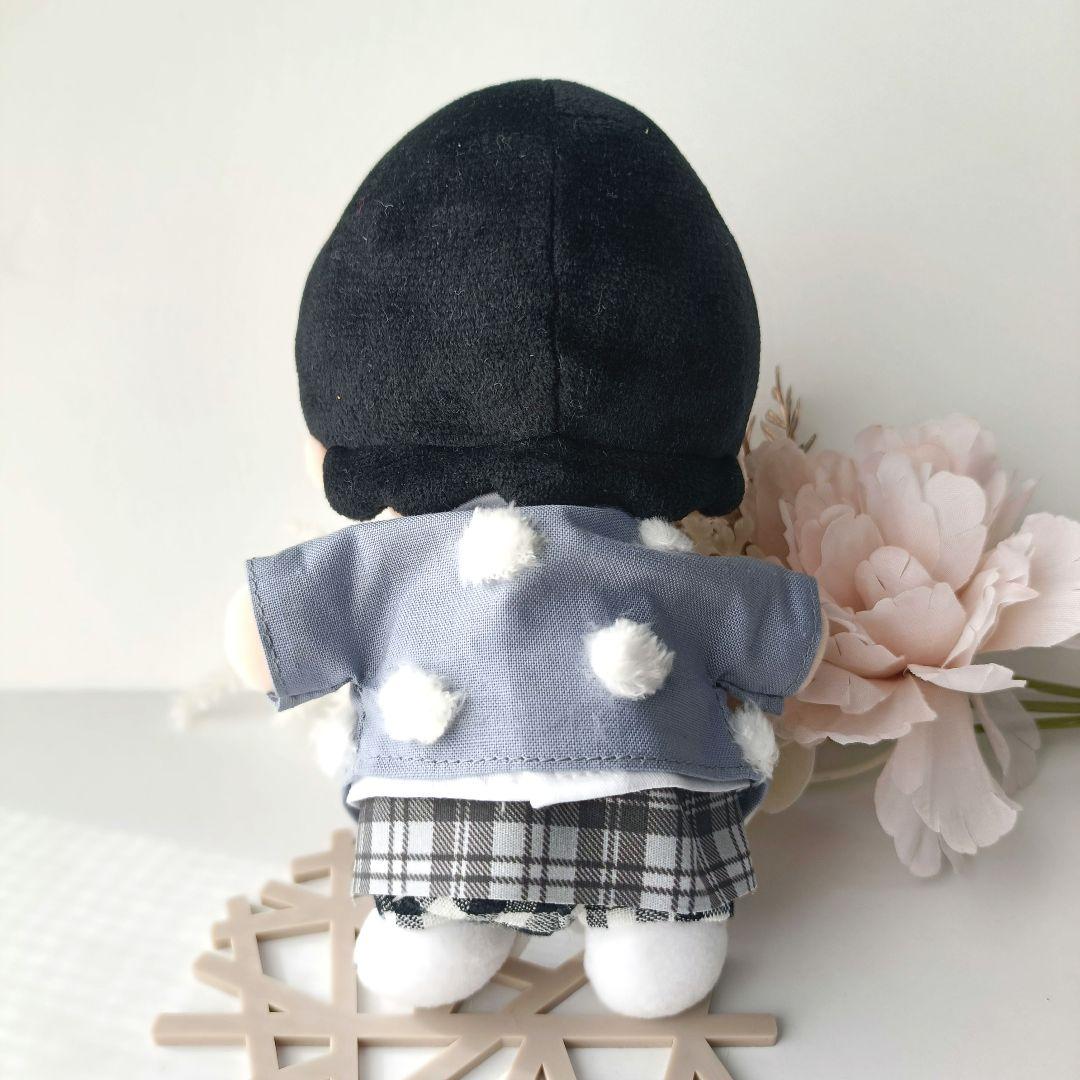 大西流星くんNever Romanticアー写衣装