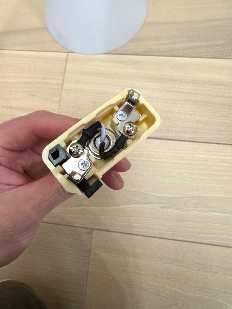 ペンダントライト ガラス 木材 LED電球付き 北欧