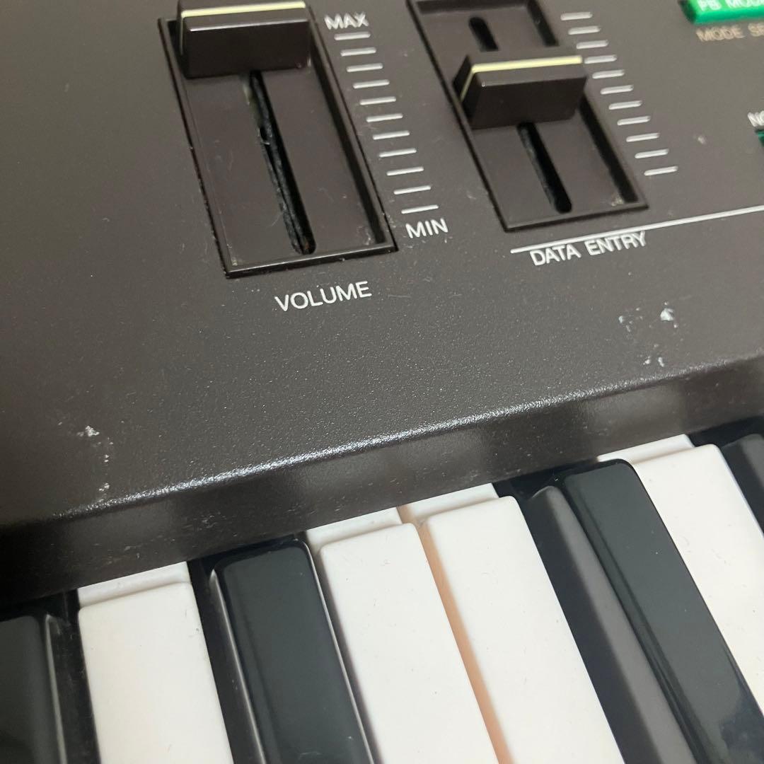 【バック/ペダル付】YAMAHA DX27 ヤマハ キーボード シンセサイザー