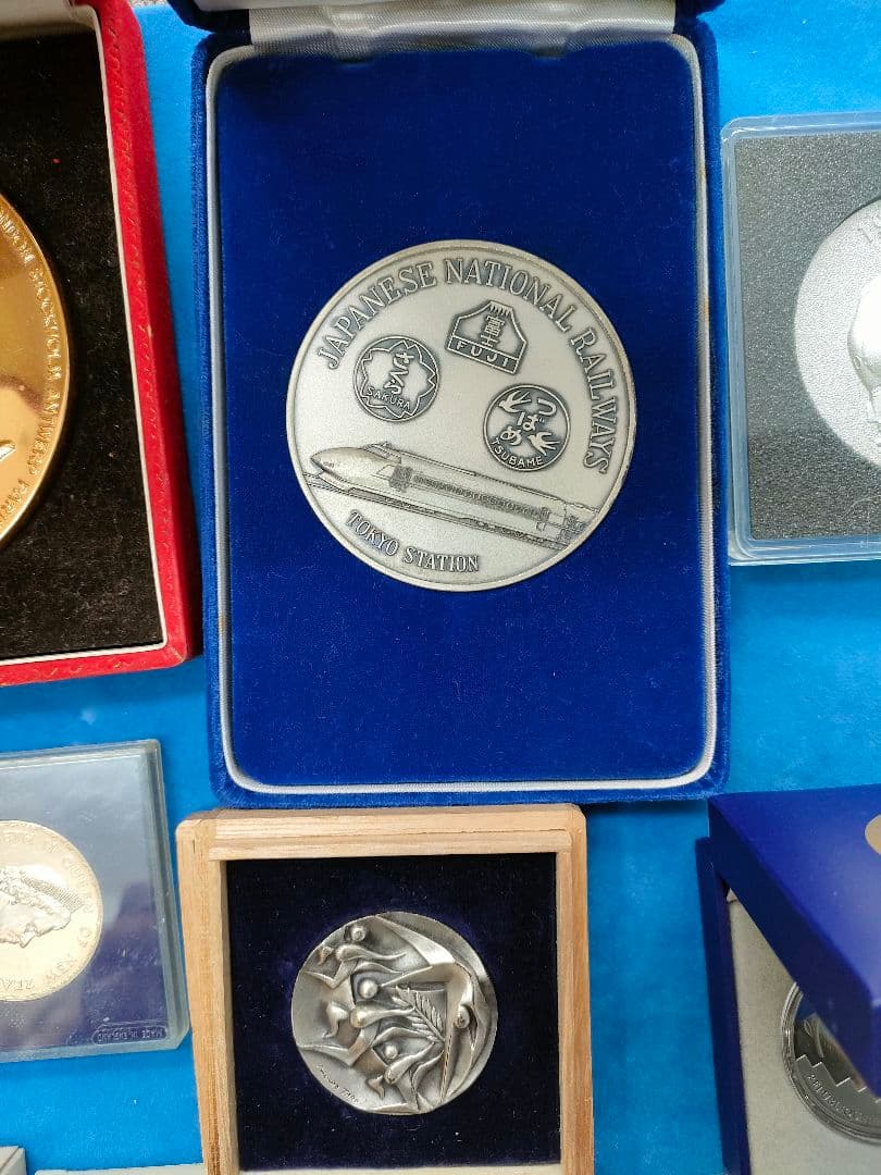 004 遺品整理品　メダル色々まとめ
