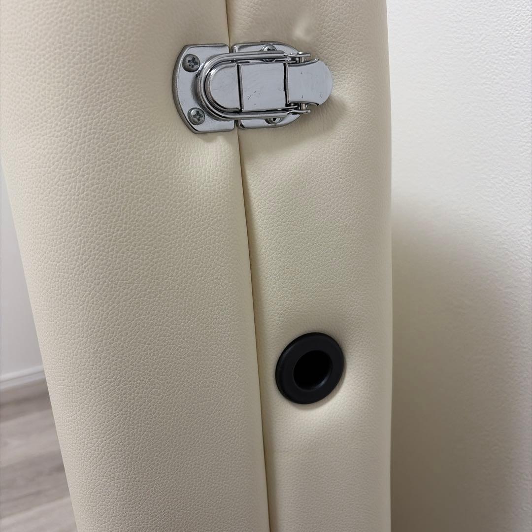 【大阪府引き取り】マッサージベッド　折りたたみ施術ベッド　セブンビューティー