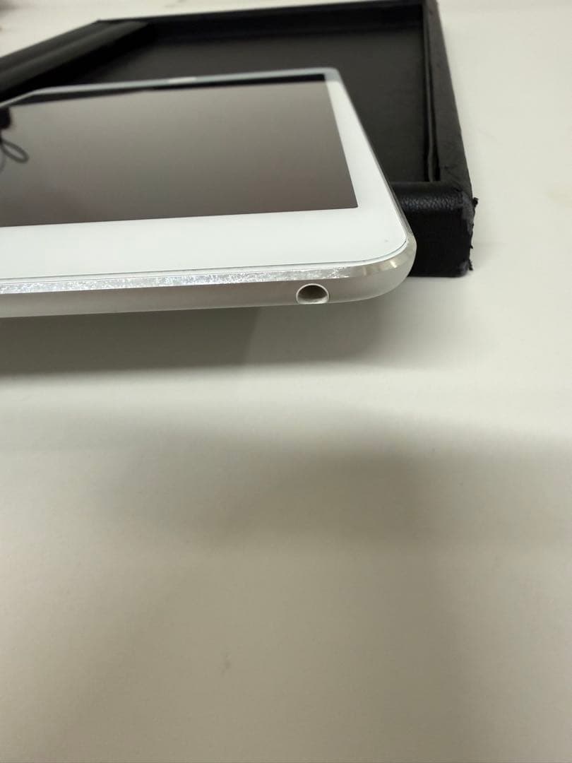 Apple iPad mini4 A1538 128GB スペースグレー