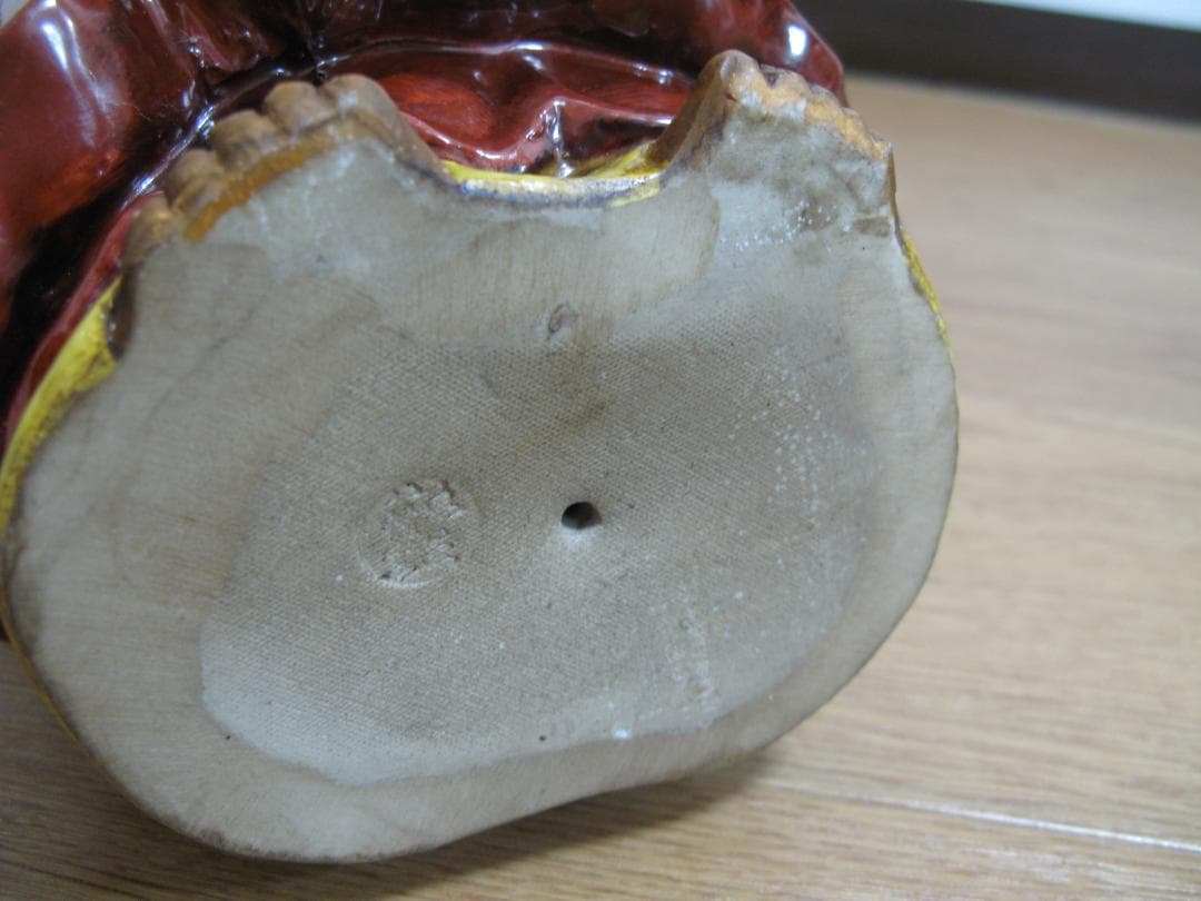 中古 九谷 焼 達磨 大師 立像 高さ約32 金彩 陶磁器 達磨祖師 菩提達磨