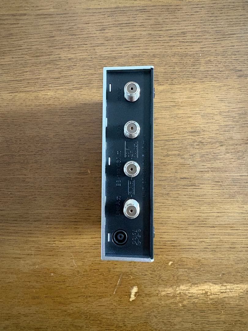 VB33SUE-BP 4K・8K対応 卓上型ブースター　保証書＋お買上証明書付き