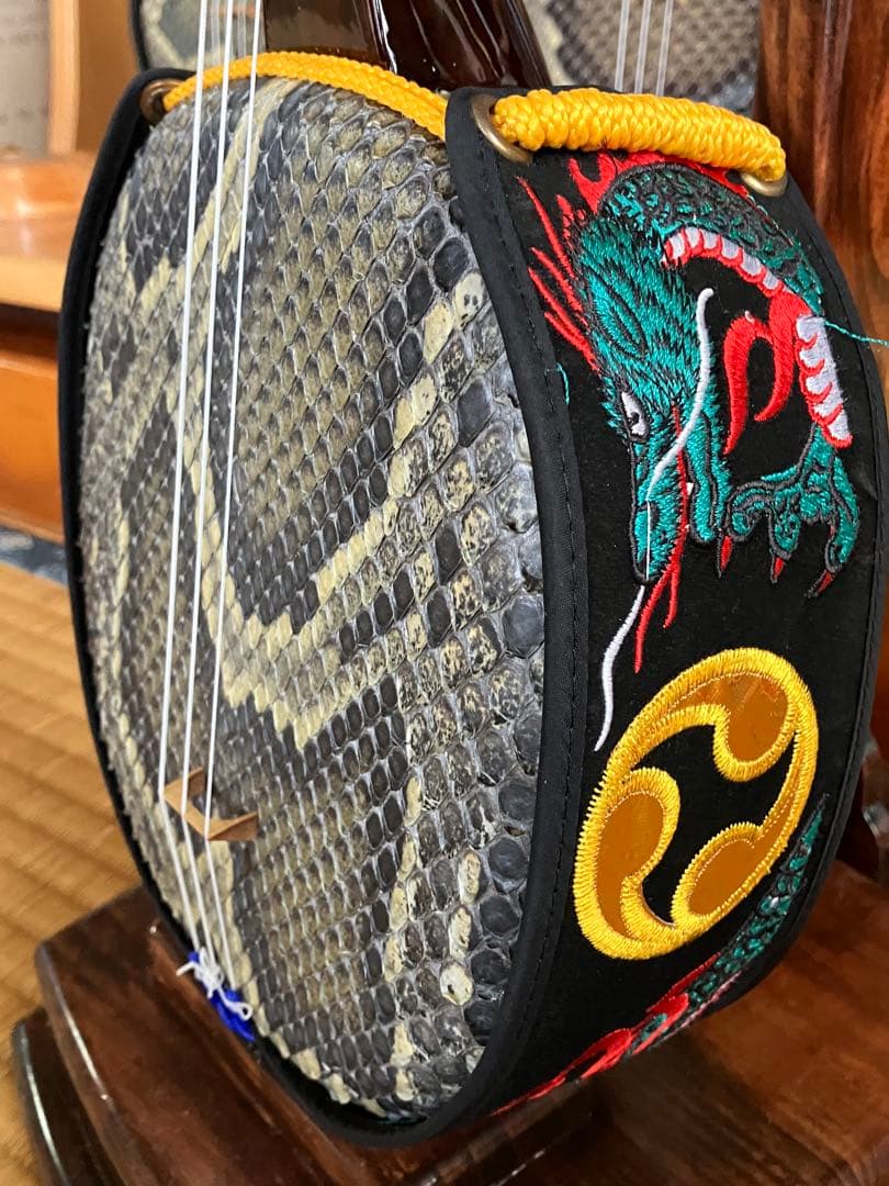 沖縄三線古民家床柱材南風原型本皮一枚張りスンチ塗り期間限定出品