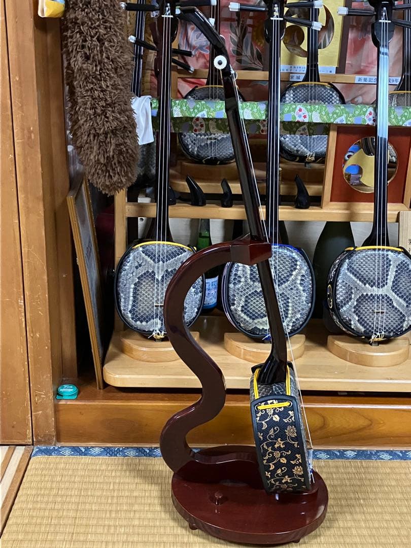 沖縄三線古民家床柱材南風原型本皮一枚張りスンチ塗り期間限定出品