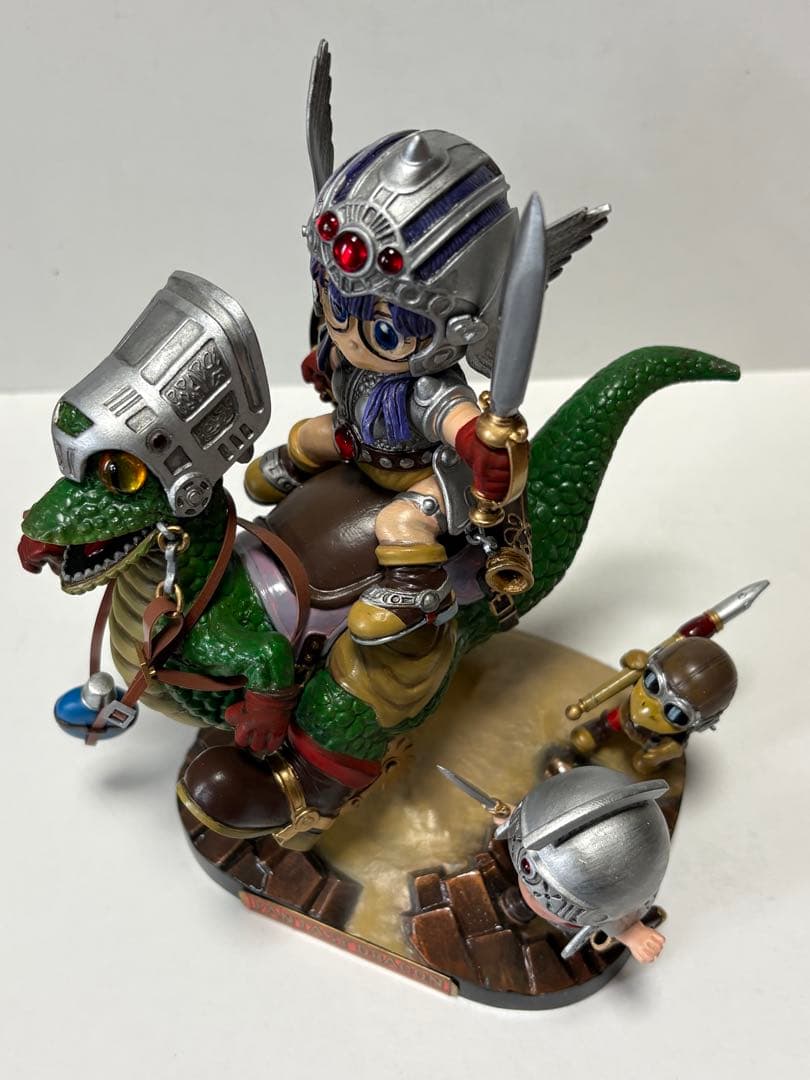 Dr.スランプ　アラレちゃん　プラモデル完成品