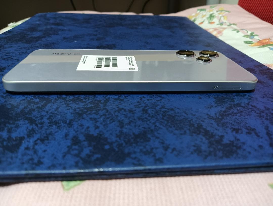 美品 Xiaomi SIMフリー Redmi 12 5G 4GB+128GB