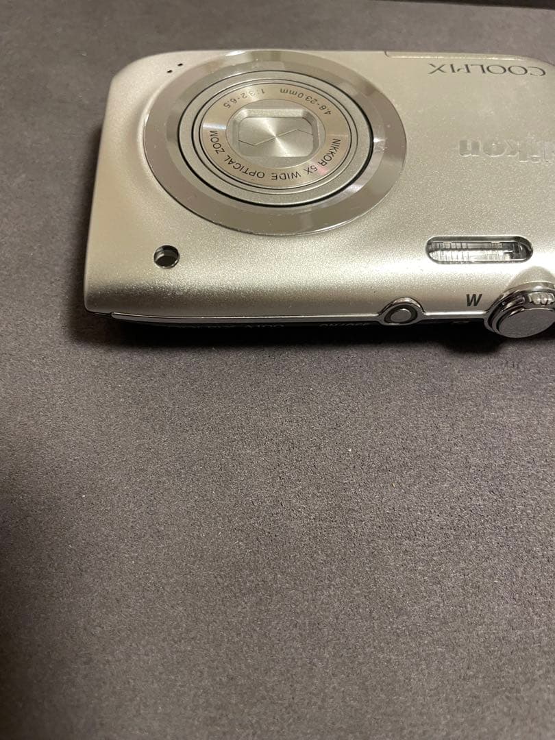 Nikon COOLPIX A100 【本体のみのため割安出品　　美品】
