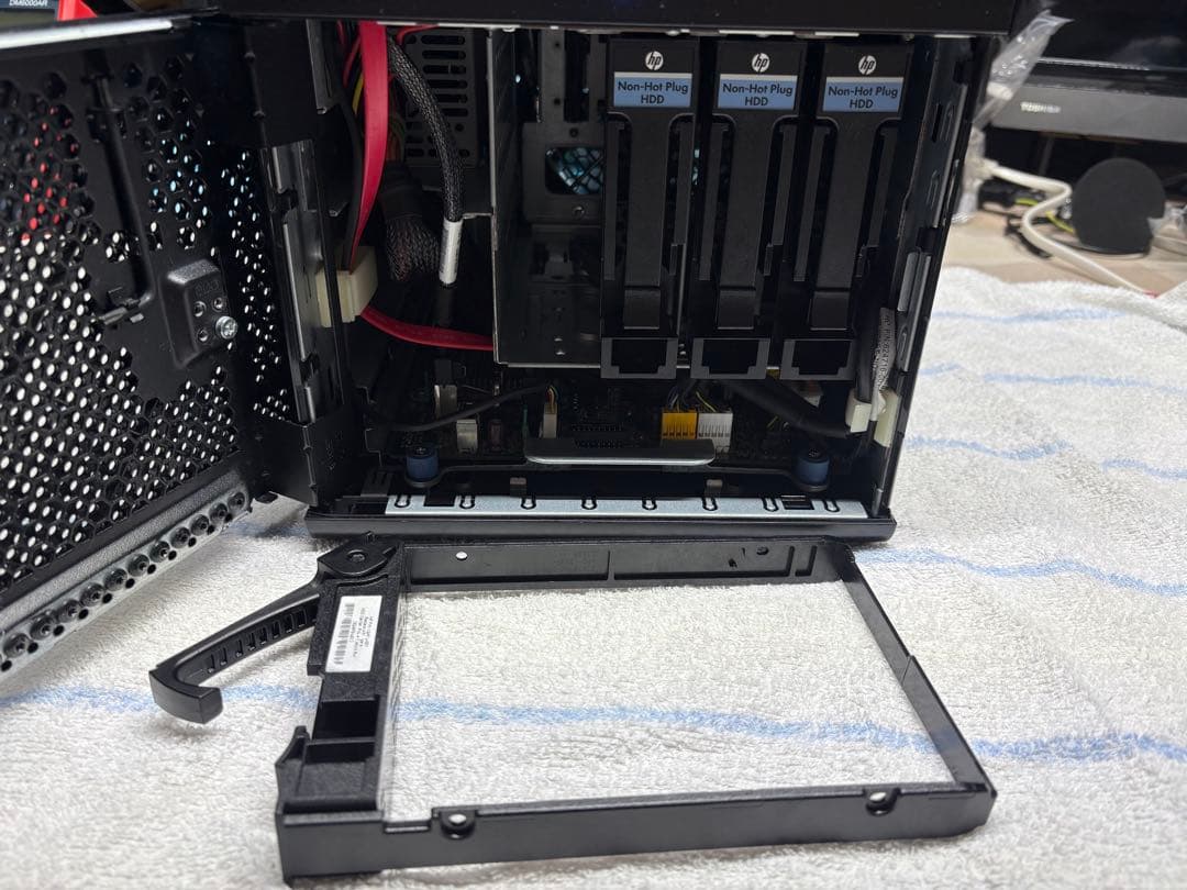 【美品/動作確認済】HP Micro G7 N54L サーバー PC