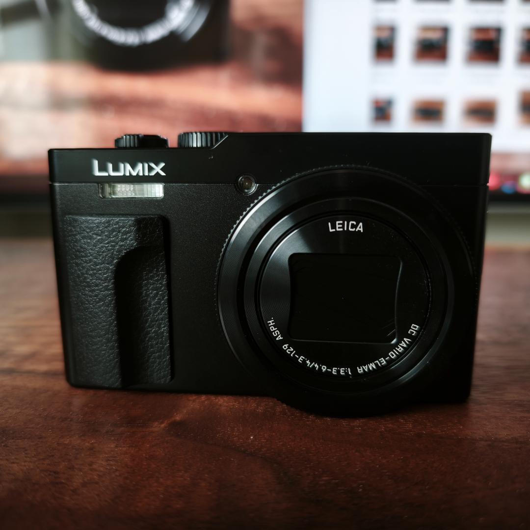 極上品 Panasonic Lumix TZ99 いろいろオマケ付き