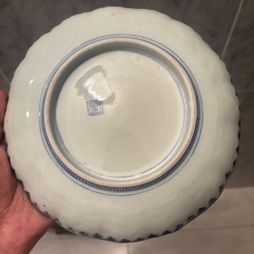 アンティーク明治から大正期の龍とお花の繊細な模様が芸術的な古伊万里皿