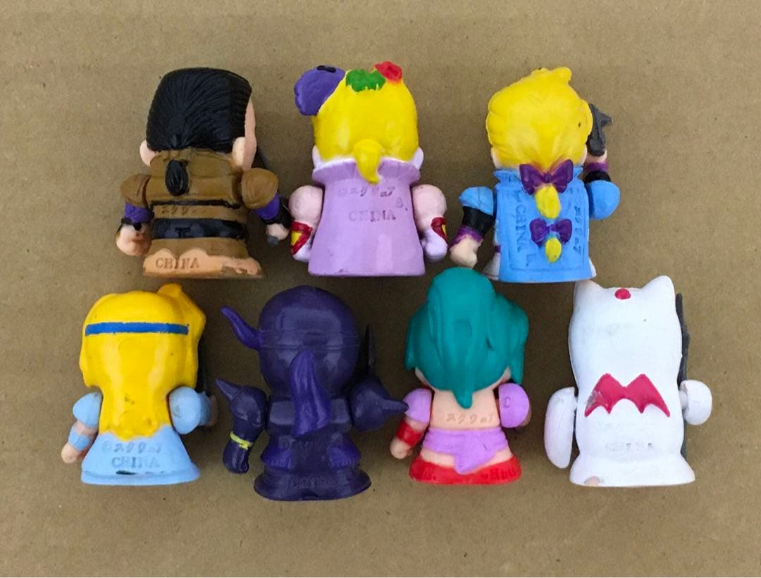 ファイナルファンタジー6 フィギュア7体＋ミニブック　ティナ、シャドウ、モグ他