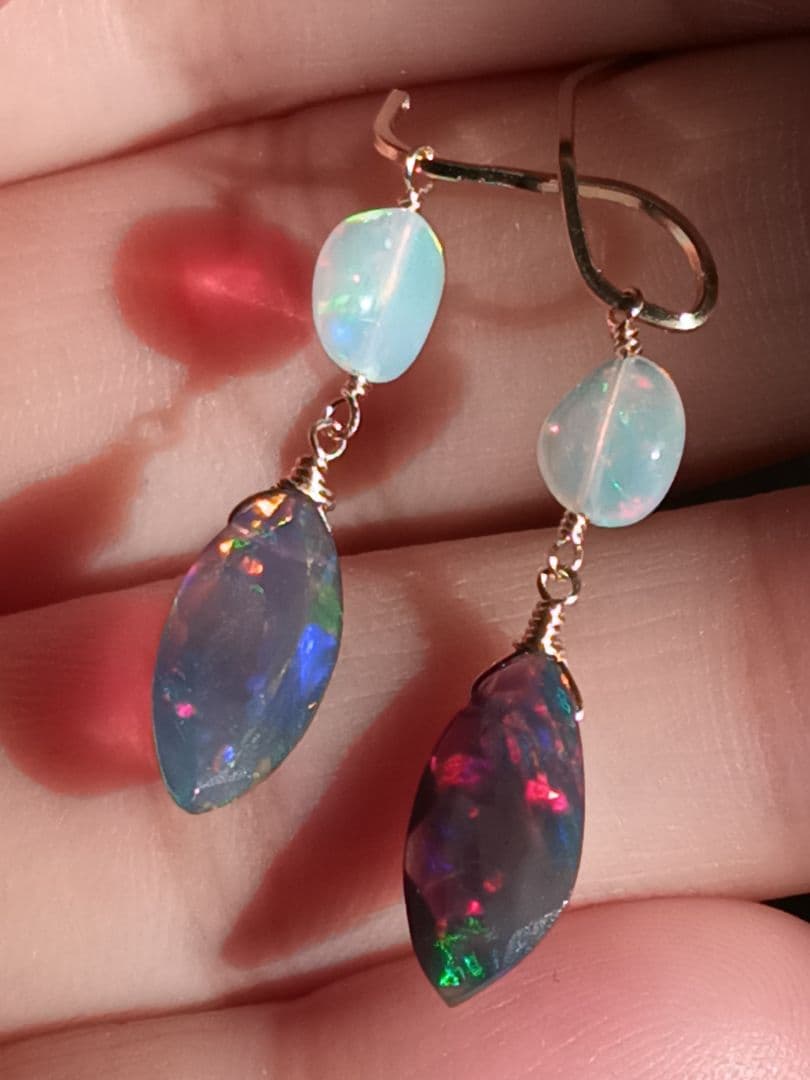 14kgf オパールピアス✾