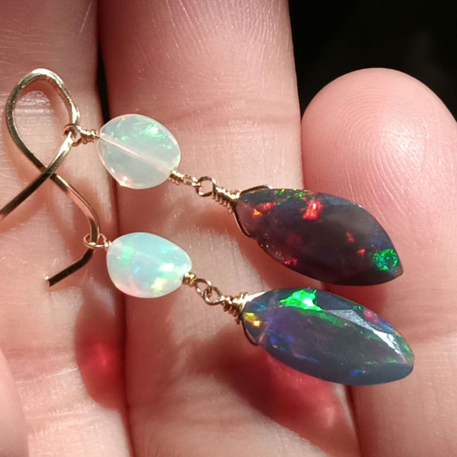 14kgf オパールピアス✾