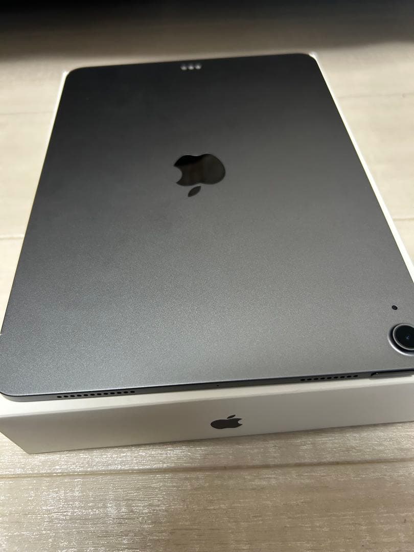 iPad Air（第5世代）Wi-Fi 64GBと純正スマートキーボードフォリオ