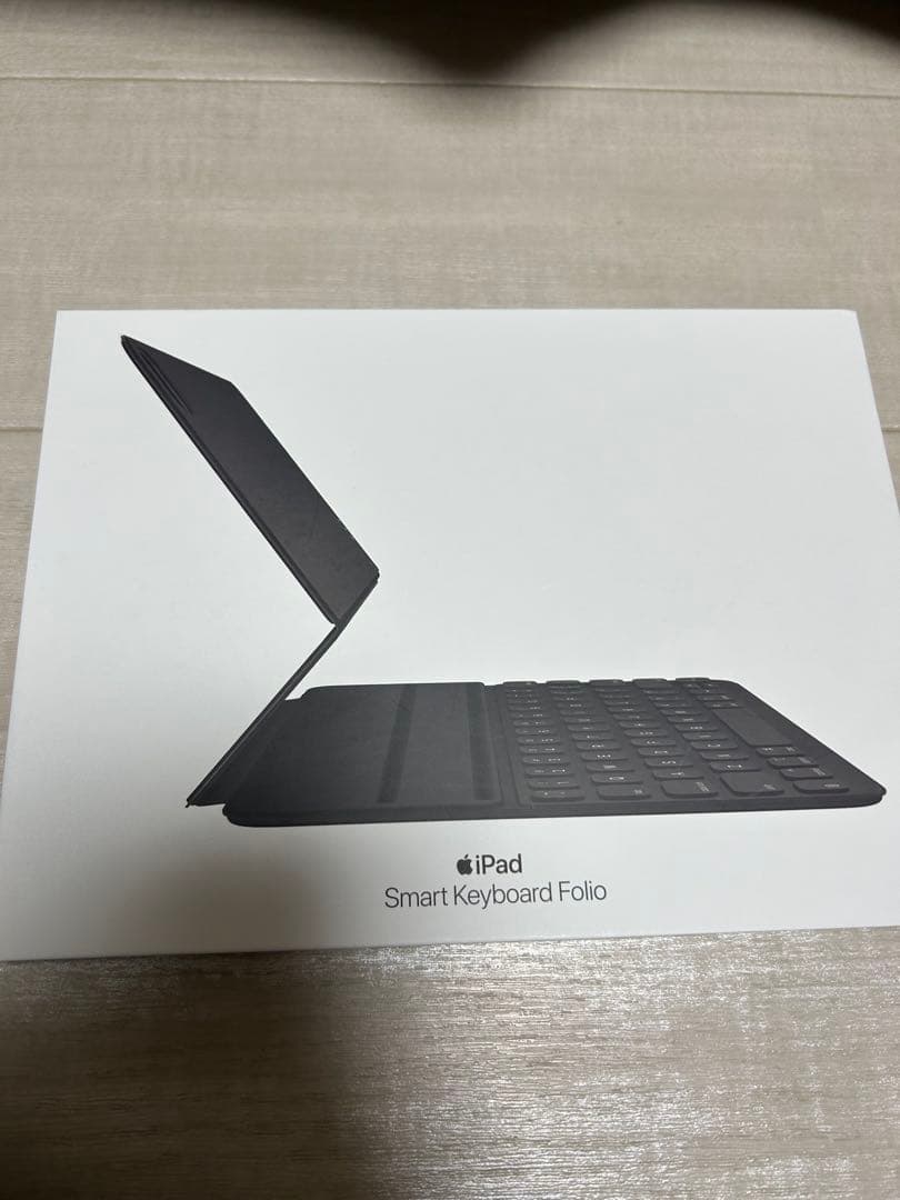iPad Air（第5世代）Wi-Fi 64GBと純正スマートキーボードフォリオ