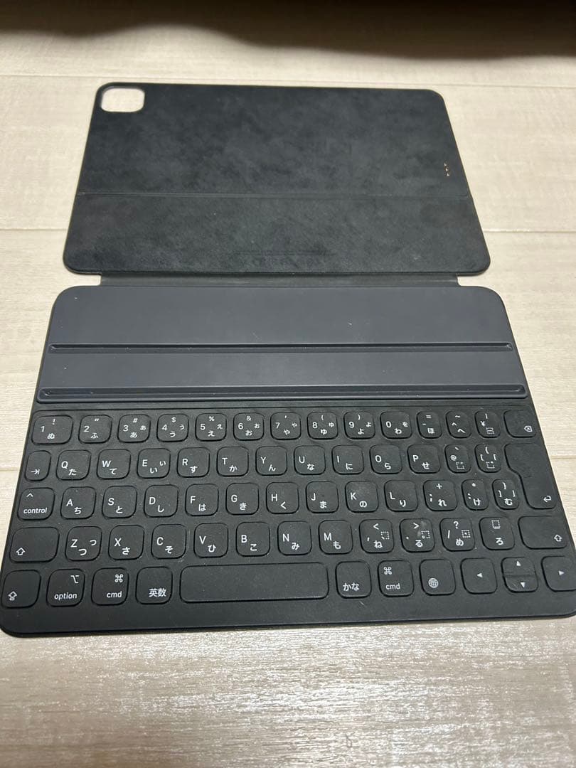iPad Air（第5世代）Wi-Fi 64GBと純正スマートキーボードフォリオ