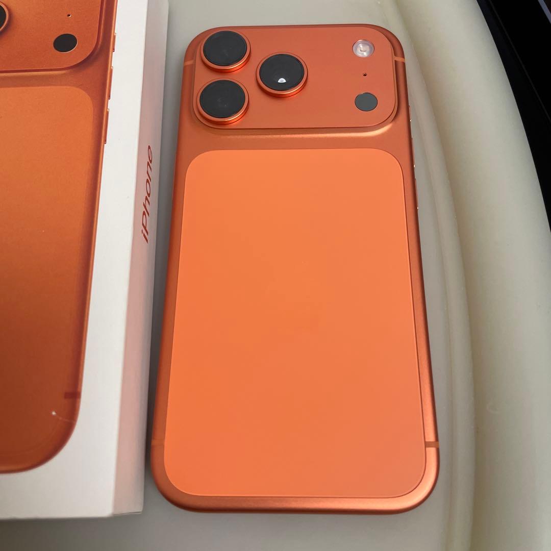 新品同様 iPhone17 Pro 512GB 香港版 デュアルSIM