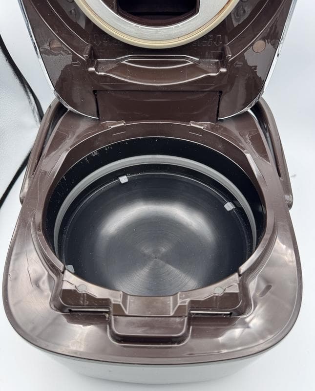 ふ*ぅ様 象印 圧力IH炊飯器 極め炊き NW-JT10 5.5合