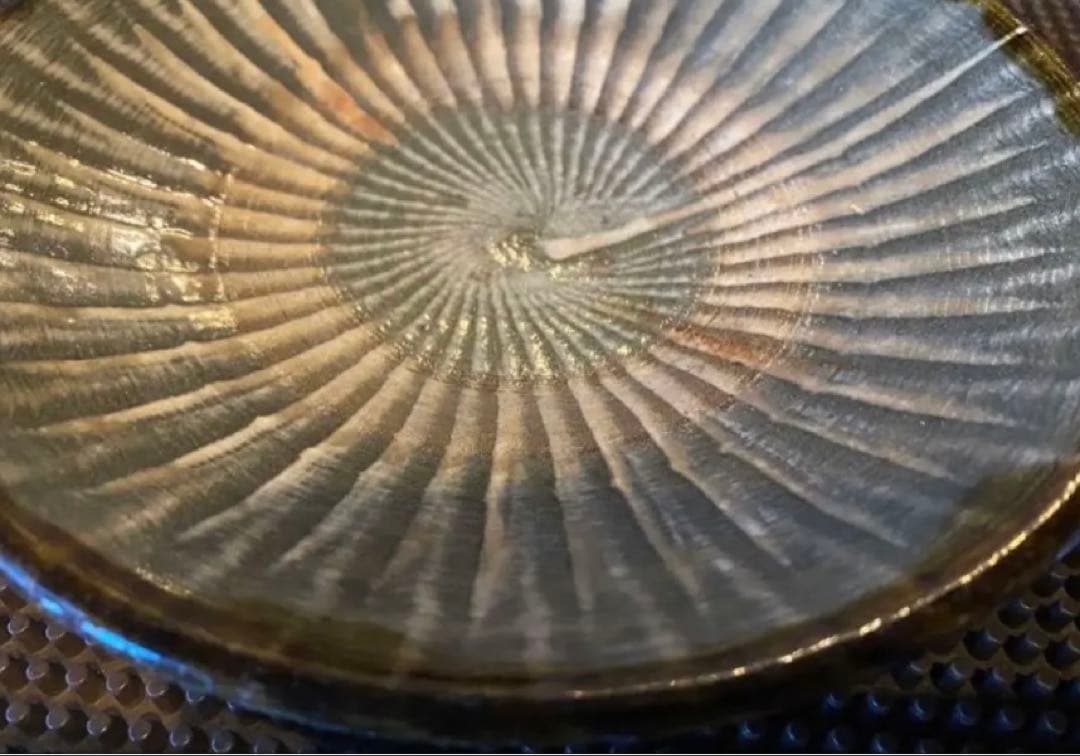 ヴィンテージ　美品　小鹿田焼中皿　　　希少裏印　鑑賞台付・２点セット　レア