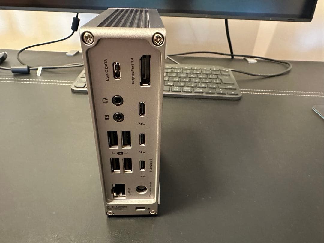 CalDigit TS4 ドッキングステーション