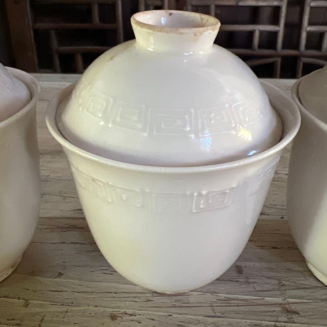 実家整理　古い白磁の蓋茶碗　五客　中国？