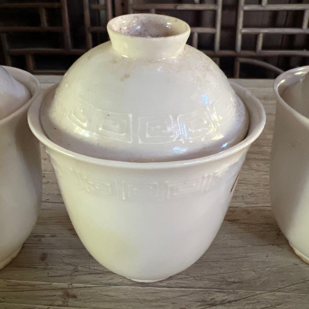 実家整理　古い白磁の蓋茶碗　五客　中国？