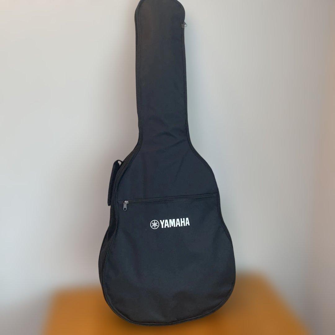 Yamaha FS820アコースティックギター　　 付属品　入門書などあり