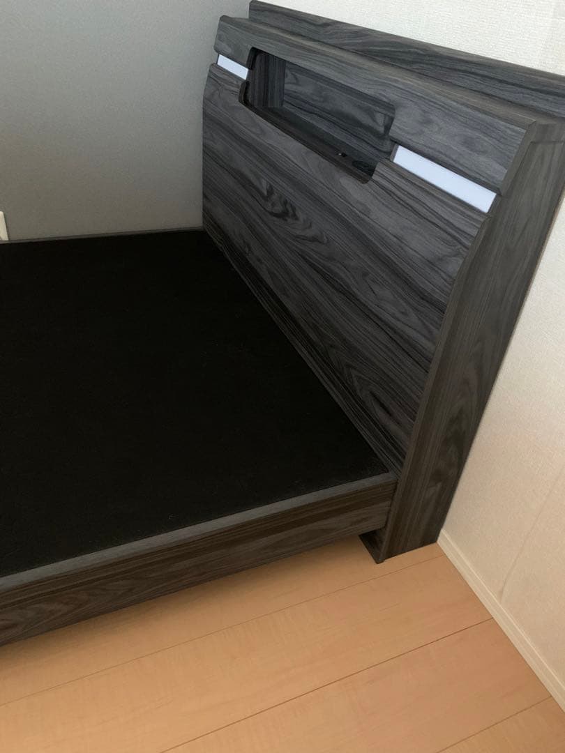 【monichoco】セミダブルベッドフレーム 照明付き　美品　ブラック