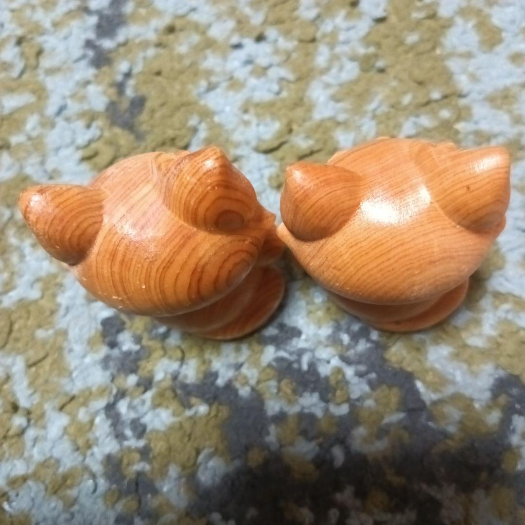 神のつかい金運アップ縁起物の木彫りのきつね2体置きもの☆傷汚れございます