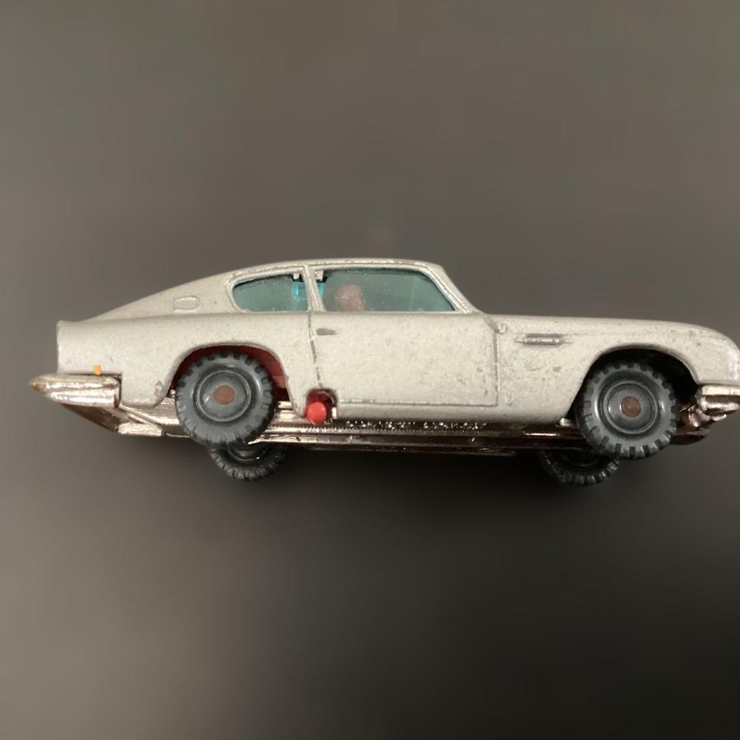 ハスキー　ミニカー　007　アストンマーチン DB5　ボンドカー