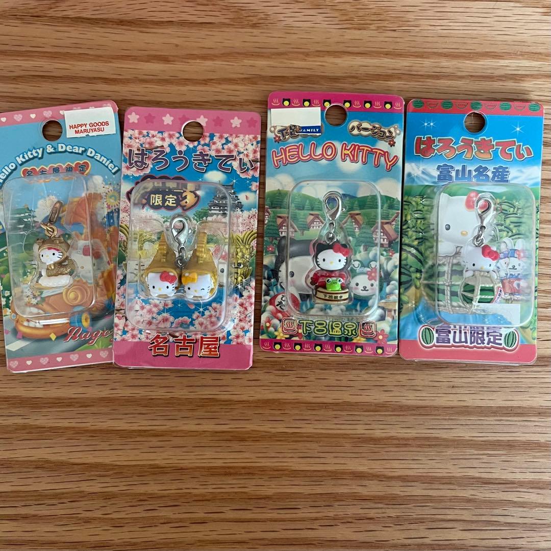 【未使用】ご当地キティ　まとめ売り　ファスナーマスコット11点