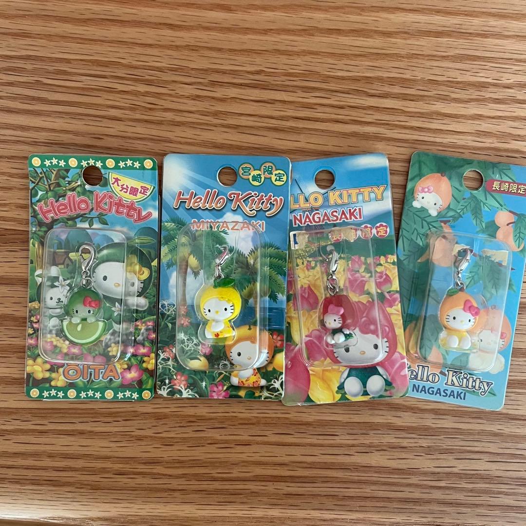 【未使用】ご当地キティ　まとめ売り　ファスナーマスコット11点