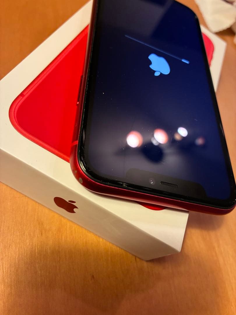 難あり★iPhone11本体128G★画面割れあり使用可能
