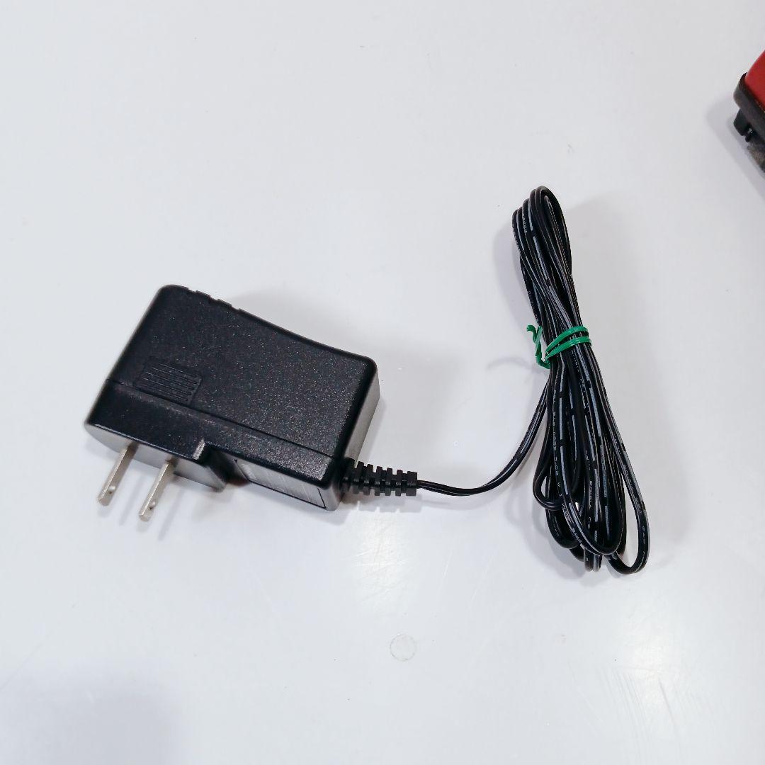 P511 東芝 2in1コードレスクリーナー VC-WL100 充電式掃除機自