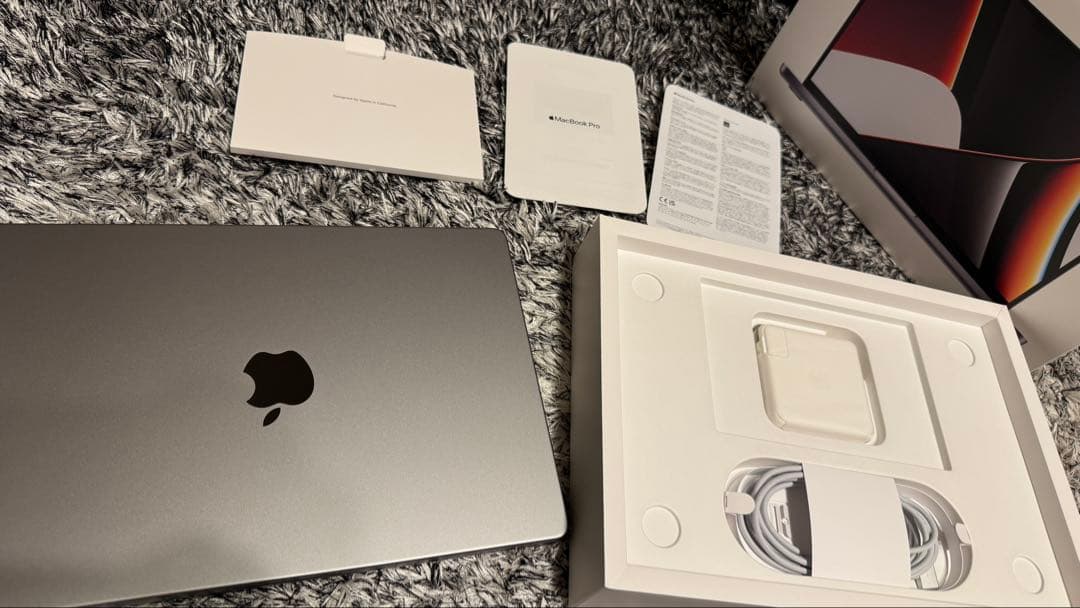 【美品】MacBook Pro 2TB SSD M1 Max 32GBメモリ