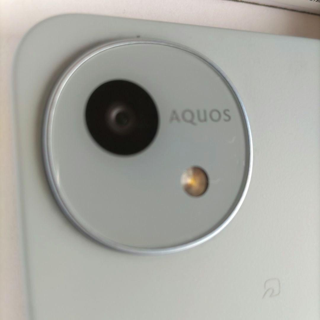 ケース付き　アクオス　WISH4　スマホ