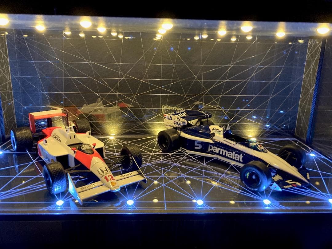 1/18展示可・BK幾何学・ディスプレーBOX / LED25灯・ネオジオラマ